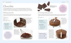 Start with a crumb coat. Step By Step Cake Decorating 100s Of Ideas Techniques And Projects For Creative Cake Designers Sullivan Karen Amazon De Bucher