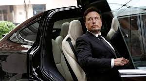 Ejecutivo clave de Tesla y confidente de Elon Musk deja la compañía, según fuentes | MarketScreener España