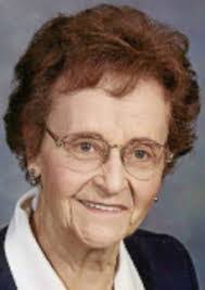 Robin Daigle's Instagram, Twitter & Facebook