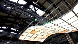 The Floalt Art Installation At Ikea Festival Is A Play With Light The Piece Is Made Possible By The New Technology In Ike Smart Lighting Ikea Installation Art
