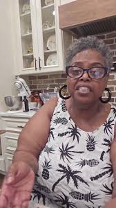 IN THE KITCHEN WITH TRACEY FROM MAMA'S COMFORT COOKING LLC