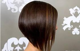 It also frames the face and curls gently under the chin. 100 Latest Easy Haircuts Short In Back Longer In Front