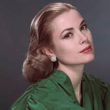 The american oscar winner, who became a princess after marrying prince rainier of monaco, suffered a stroke driving home to monaco with her. Grace Kelly Elternhaus In Philadelphia Soll Offentlich Zuganglich Werden Der Spiegel