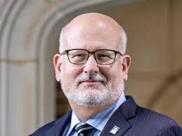 McDaniel College President elected chair of NAICU Board