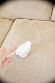 How To Clean A Microfiber Couch Putz Hacks Sofa Reinigen Microfaser Sofa Reinigen