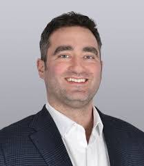 Alan Grover's Instagram, Twitter & Facebook