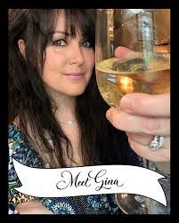 Gina Magee's Instagram, Twitter & Facebook