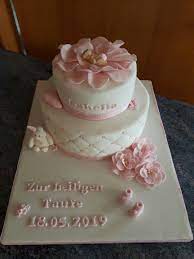 Die taufe soll ordentlich gefeiert werden, und nichts macht es besser als eine torte mit dem perfekten design. Tauftorte Madchen Taufe Kuchen Madchen Taufe Kuchen Torte Taufe
