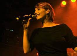 Irene Linders Is A Dutch Rock Singer Who Was Backup Singer In The Dutch Progressive Rock Band Kayak She Is Married To Ton S Progressive Rock Rock Bands Singer