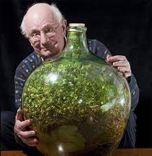 We did not find results for: 80 Year Old Man Hasn T Watered This Sealed Bottle Garden Since 1972 And It S Still Alive Bored Panda