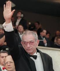 A filmmaker of unparalleled merit who gained worldwide renown for the decalogue series, the double life of veronique and three colors: Krzysztof Kieslowski Festival De Cannes 2021