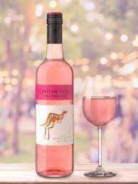 Pink Moscato Yellow Tail Vinello
