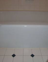 If your fiberglass or acrylic bathtub is cracked, you can easily repair it with a bathtub repair kit which is available from your local hardware or home. Bathtub Repair Tub Damage Repair Tub Crack