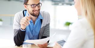 Ministrul de interne, marcel vela, a emis sâmbătă seară o ordonanţă militară 2 prin care este interzisă circulaţia pe domeniul public a grupurilor mai mari de trei persoane. Dfg Data Finance Group