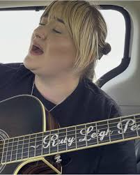 Here’s a little Satin Sheets for my classic country fans! #satinsheets  #satin #sheets #LiveMusic #singer #viral #fyp