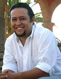 Cesar Godoy's Instagram, Twitter & Facebook