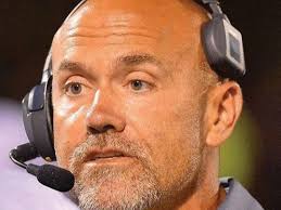 Charging Wildcats own fourth quarter vs. Comets