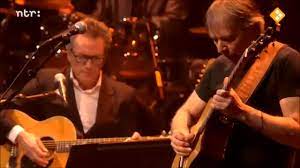 Harry sacksioni is a dutch fingerstyle guitarist and composer. Dutch Awesome Guitar Boys Baglady By Harry Saksioni W Jb Meyers 4 March 2013 Carre Nl Youtube
