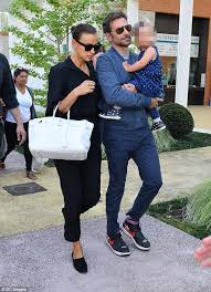 it looks as though bradley cooper and irina shayk, 31, wanted to indulge in some alone time on sunday, reports daily mail. Irina Shayk And Bradley Cooper Dote On Daughter Lea In Venice Irina Shayk Bradley Cooper Irina Irina Shayk Baby