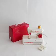 Machine A Coudre Singer Lockstitch Vintage Pour Enfants Annees 70 Sewing Machine Sewing Vintage