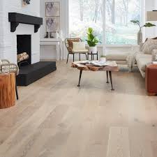 Shop from hardwood flooring, like the white oak wood flooring or the t molding, while discovering new home products and designs. Bellawood Artisan 5 8 In X 7 5 In Vienna White Oak Engineered Hardwood Flooring Ll Flooring