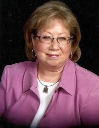 Janet Mosier's Instagram, Twitter & Facebook