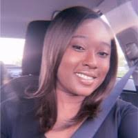 Heather Pollack's Instagram, Twitter & Facebook