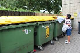 Image result for buang buku ke kardus