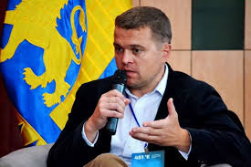 Украинский боксер александр хижняк, выступающий в категории до 75 кг, вышел последний раунд хижняк выиграл 5:0 и стал победителем поединка раздельным решением судей 3:2. Aleksandr Hizhnyak Latifundist Com