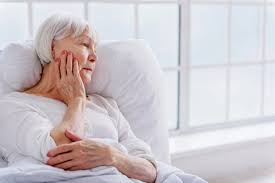Top 10 best bath chair for elderly in 2019 reviewsthe best bath chair for elderly folks makes life convenient and showering much more comfortable than ever. Best Recliners For Seniors Elderly Review In 2021 Top For The Money