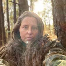 Can asparagus survive being moved after production?