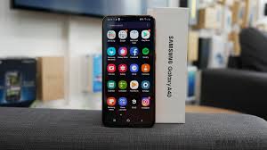 Samsung Galaxy A40 review: A compact no ...