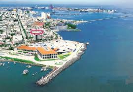 The historic center of veracruz is about 5 miles (8 kilometers) to the north. Aeromexico In Veracruz Mexico Airlines Airports