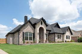 Acme brick company makes brick for every type of home and for every budget, from starter homes to mansions. Spanish Bay Dallas By Acme Brick Company Houzz