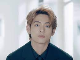 Anggota boy band korea selatan (korsel) v bts berulang tahun hari ini rabu (30/12/2020) Bts Singer V Aka Taehyung S 2020 Un Speech Inspires His Stans To Donate For Unicef S Save The Children Fund Pinkvilla