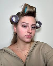 𝐿𝒶𝓊𝓇𝒶 𝒮𝒽𝑒𝑒𝓃𝒶 (@laura_rochesterbeautybar) · Instagram photos and  videos