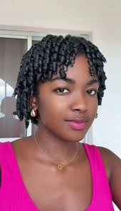 What is the difference between budding and grafting?