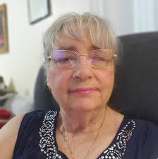 Was the Sydney Cafe a Traverse City landmark?