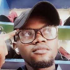 Ayo-Deji💙 (@Surxday)