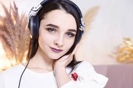 Ида Топорова Ida Singer интервью с певицей Телеканал Звезда Новая звезда  шоу Йошкар-Ола май 2021