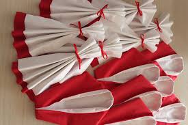 Pliage De Serviette En Papier Pour Mariage 35 2 Couleurs Eventail Avec Pliage De Serviette En Papier Pliage Serviette Papier Pliage Serviette Serviette Papier