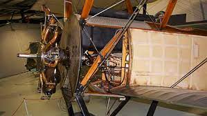 Together with the rotary engine giroscopic efect this solution made camel extremely maneuvrable, but also extremely danger to its pilots, especially sopwith f.1 camel technical specifications wing span: Rotary Engine Wikiwand