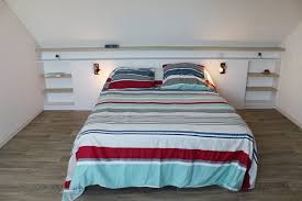 Lit en sous pente 24 idees d amenagement geniales. Sous Pente Louarn Interieurs