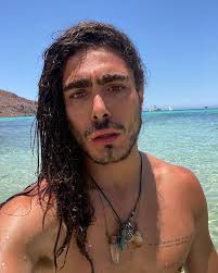 Mermaizing 🧜🏼‍♂️💦🏜