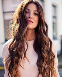 ▷ 1001 + variantes du balayage caramel pour sublimer votre coiffure. Brunes Et Chatains Si On Passait Au Balayage Miel Chosen