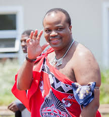 King mswati is the king of eswatini and head of the swazi royal family. 8hmaknmo4jp61m