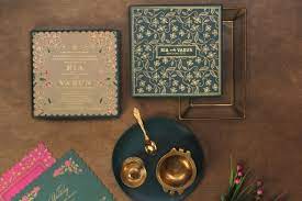 This Boxed Invitation Takes Inspiration From Indian Heritage Textiles With Scalloped Edge Detaili Box Wedding Invitations Wedding Cards Wedding Card Design