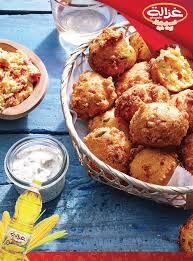 Hush Puppies Ingredients 280 Grammes De Semoule De Mais 63 Grammes De Farine 1 Cuillere A Soupe De Levure Chimique Cuillere A Th Lebensmittel Essen
