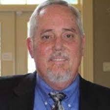 Lynn Pennington's Instagram, Twitter & Facebook