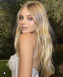 Erin Ansley's Instagram, Twitter & Facebook